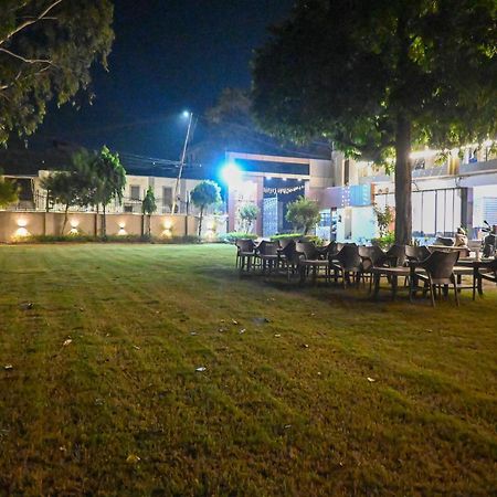 The Kedar Resort Mathura Eksteriør billede