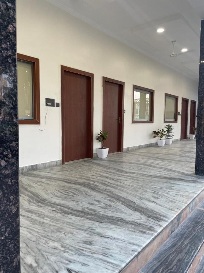 The Kedar Resort Mathura Eksteriør billede