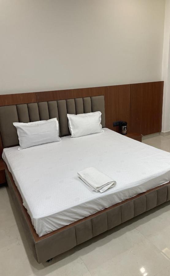 The Kedar Resort Mathura Eksteriør billede
