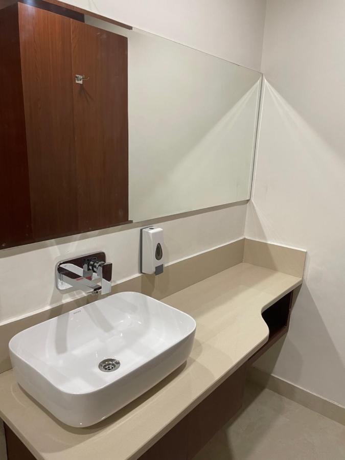 The Kedar Resort Mathura Eksteriør billede