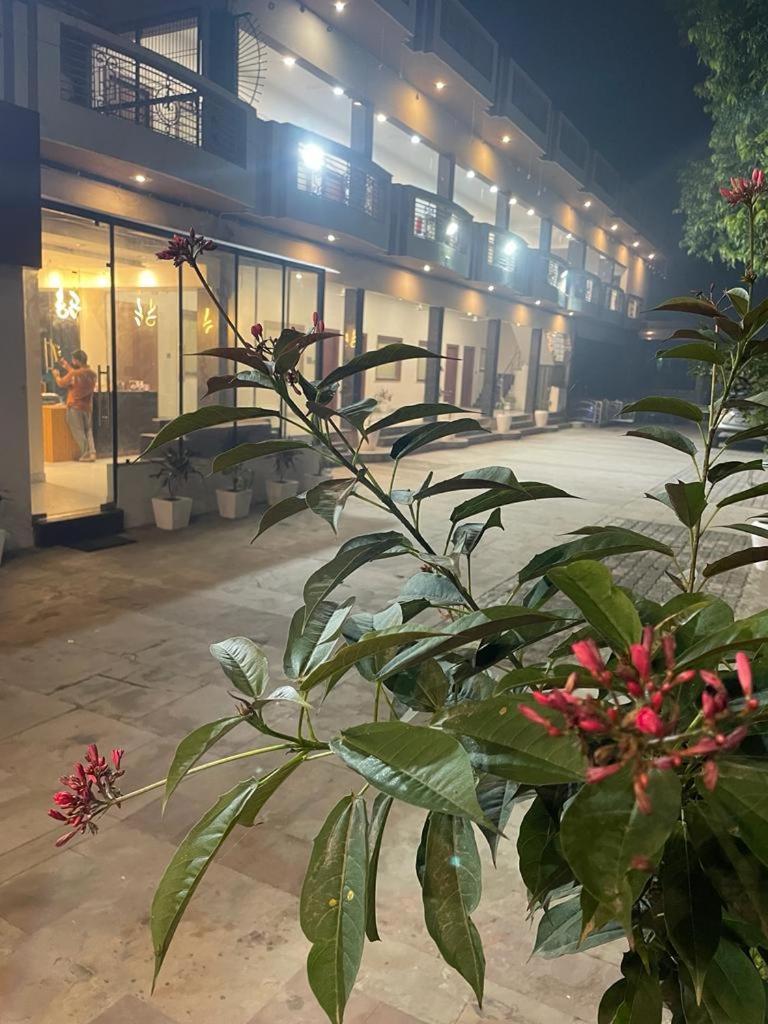 The Kedar Resort Mathura Eksteriør billede