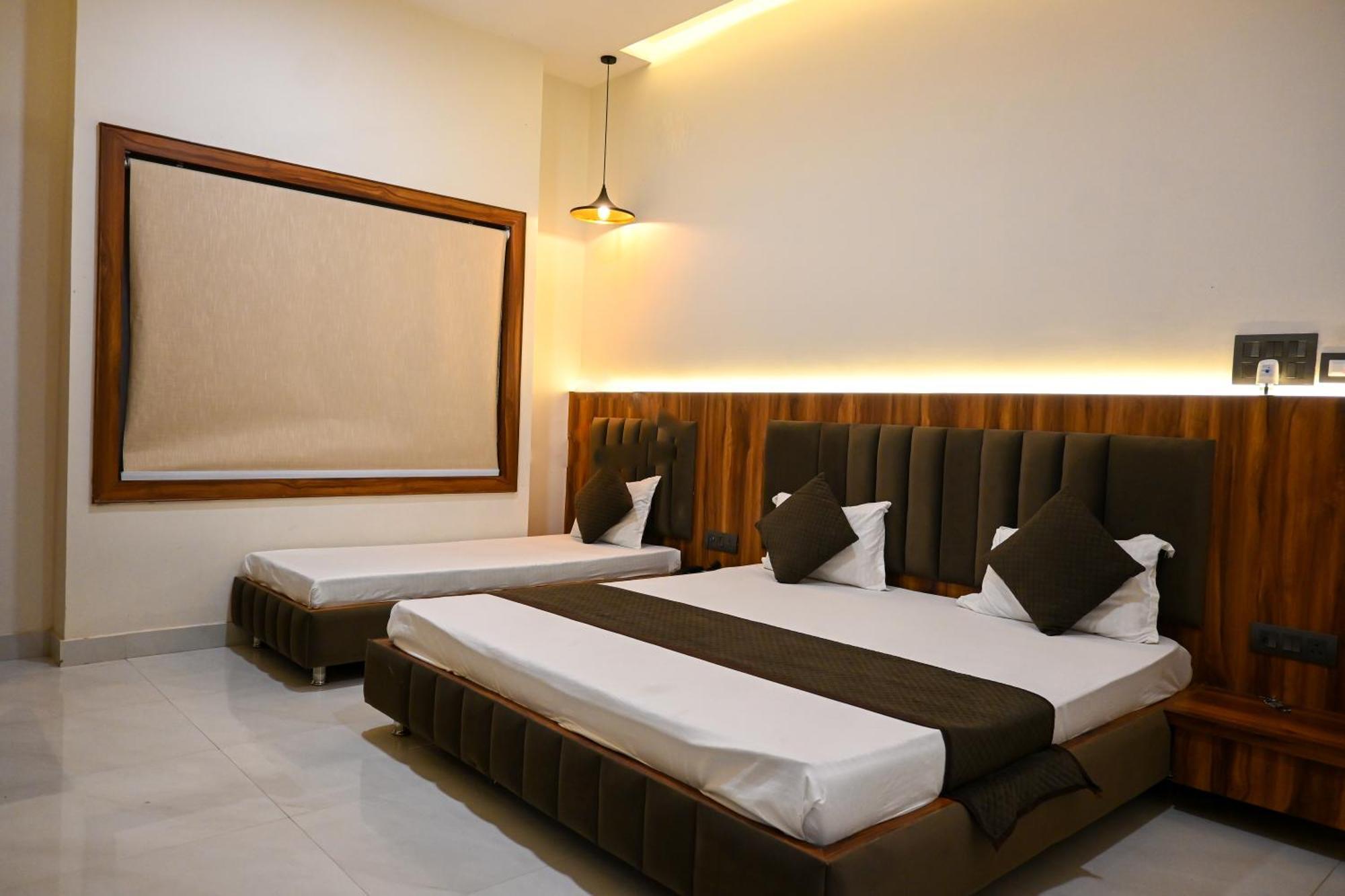 The Kedar Resort Mathura Eksteriør billede