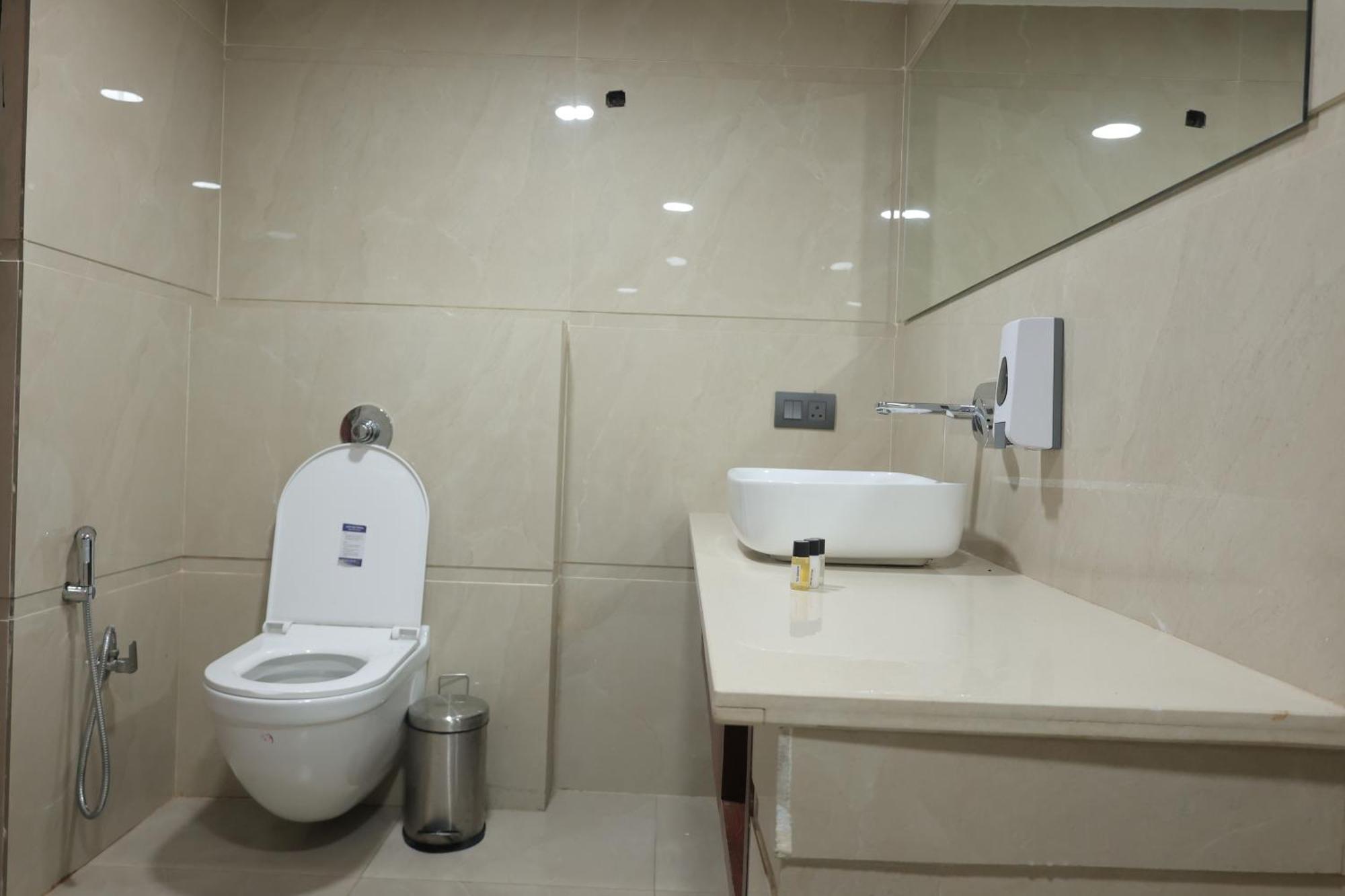 The Kedar Resort Mathura Eksteriør billede