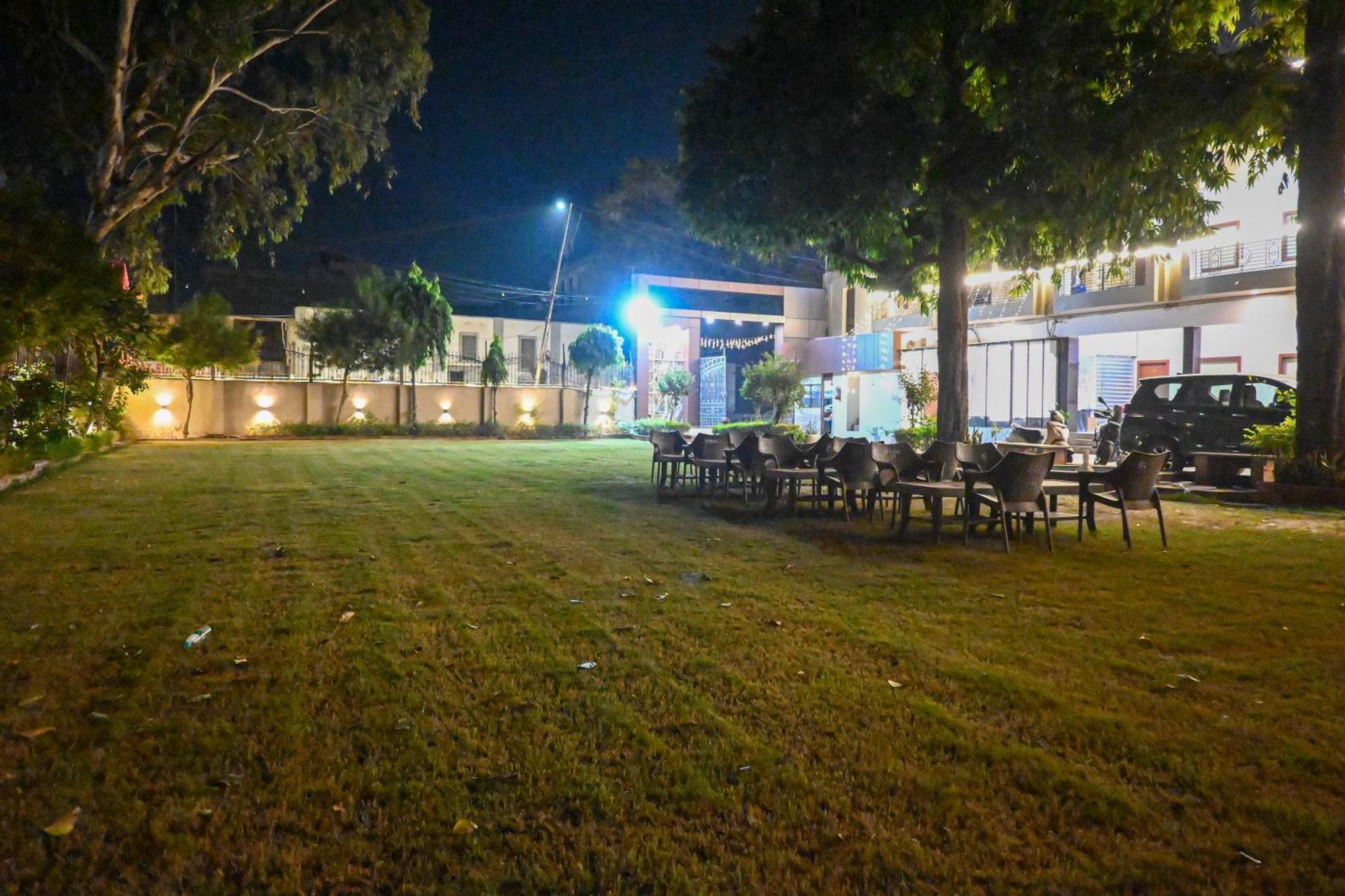 The Kedar Resort Mathura Eksteriør billede