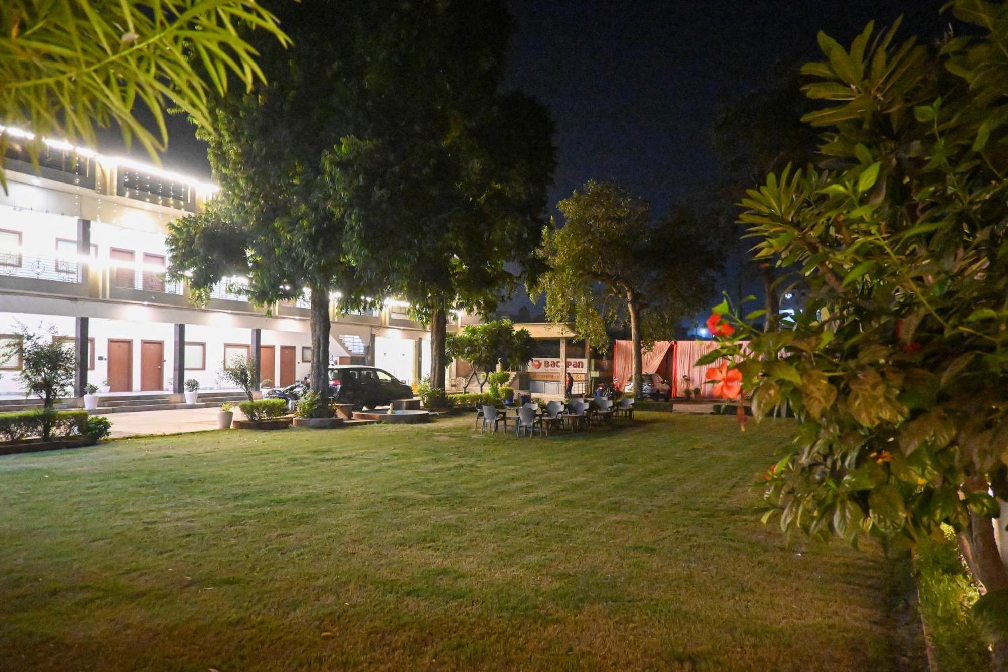 The Kedar Resort Mathura Eksteriør billede
