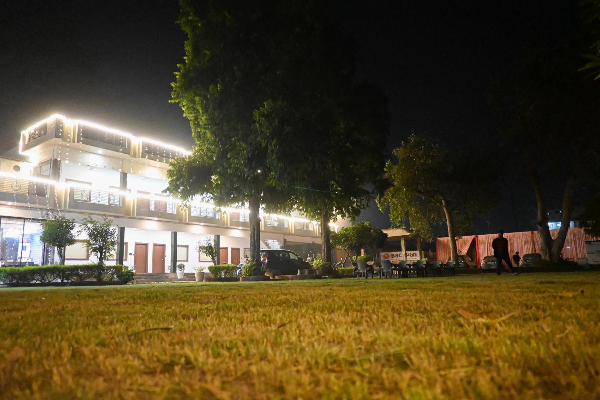 The Kedar Resort Mathura Eksteriør billede